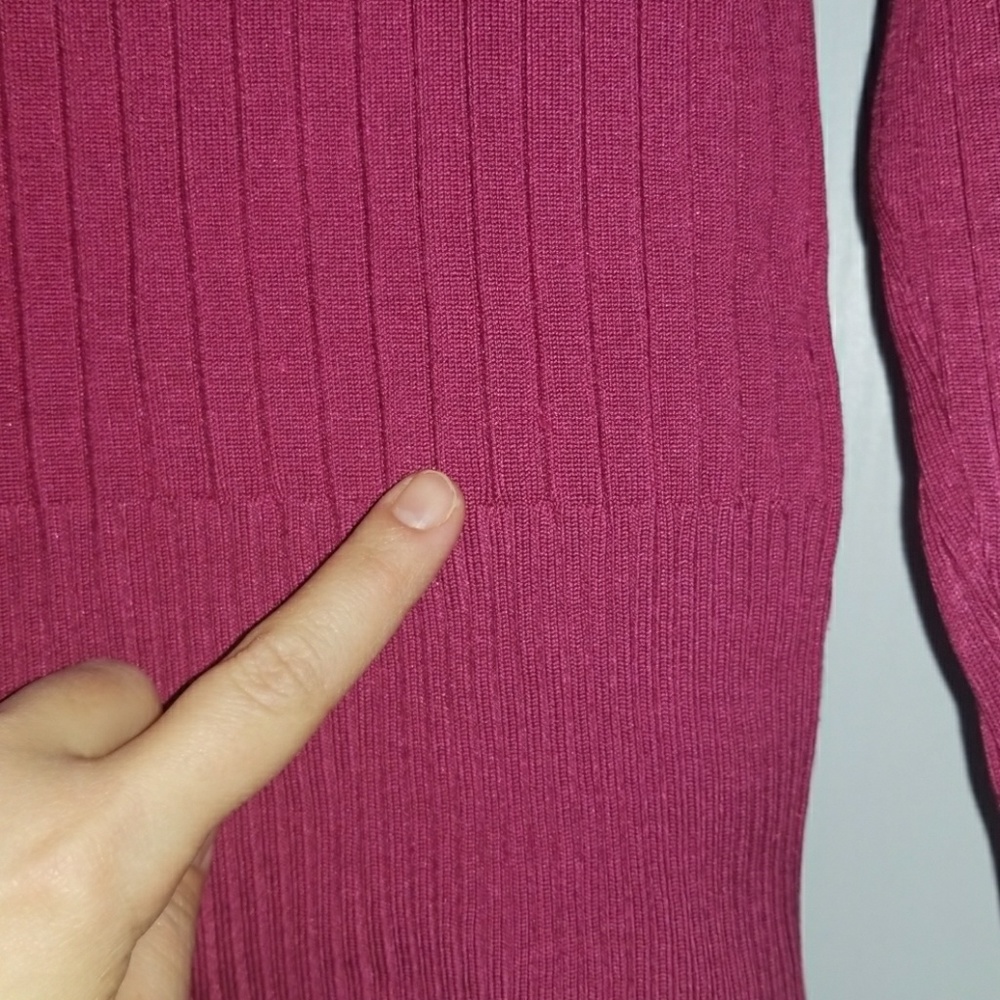 BR Body con ribbed silk turtleneck - Picture 2 of 3